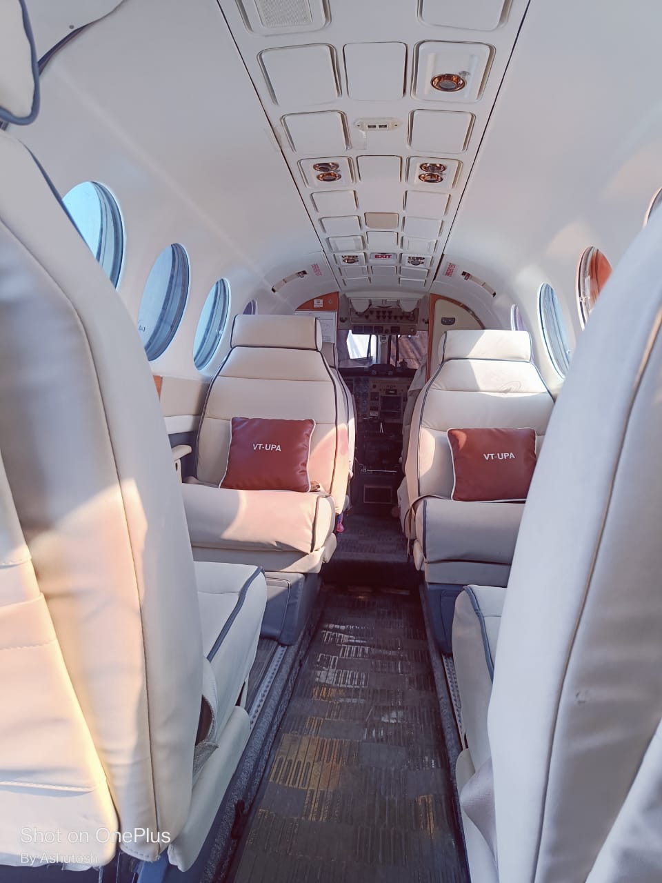 VT-HYA Cockpit View
